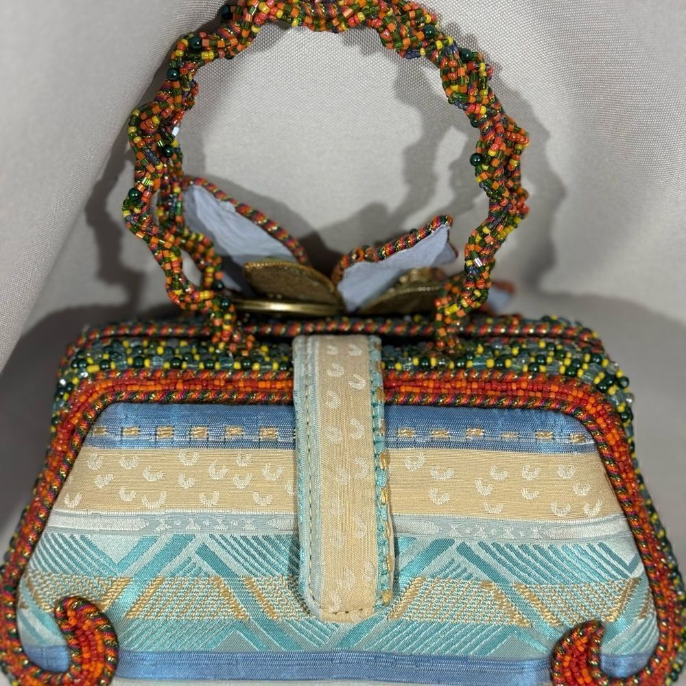 Mary Francis Jewels, Beaded, Embellished Coral Springs Handbag w/ tag - Picture 4 of 9